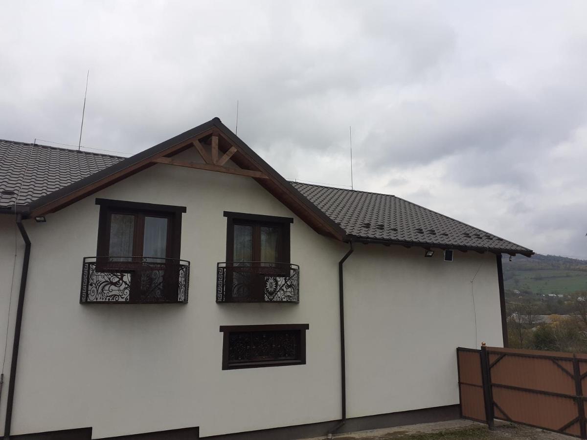 Mountain Dew Hotel Belasovitsa Exterior photo