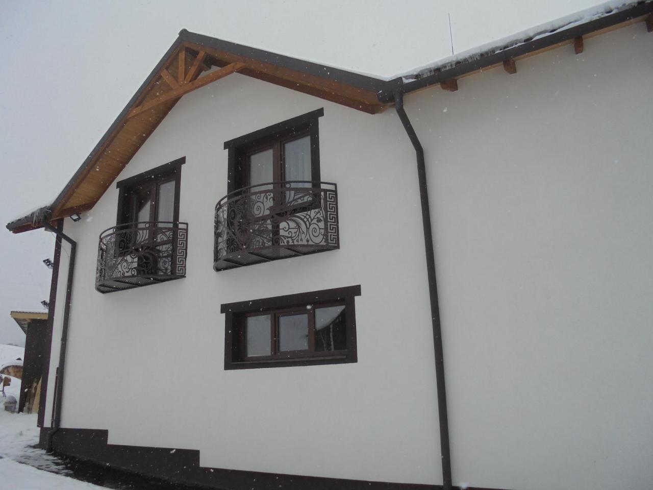 Mountain Dew Hotel Belasovitsa Exterior photo